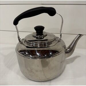 MARTHA‎ STEWART For Macy's 4.2 QT. Heavy Gauge Stainless Steel Tea Kettle